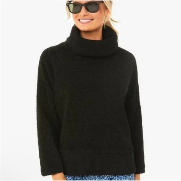Tuckernuck Rollins Teddy Fleece Funnel Neck Pullover in Black Size M - Picture 1 of 10